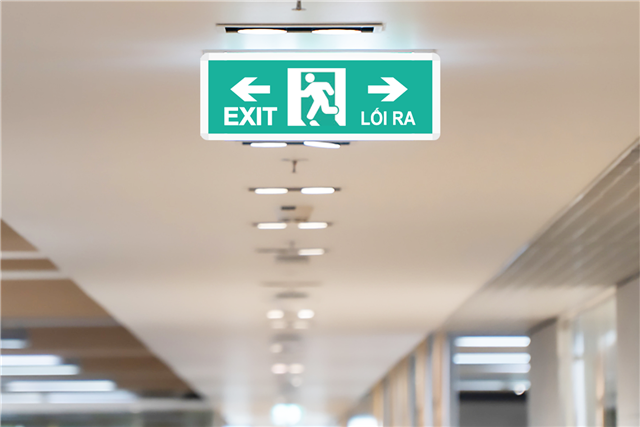 Quy định và vị trí lắp đèn chiếu sáng sự cố
