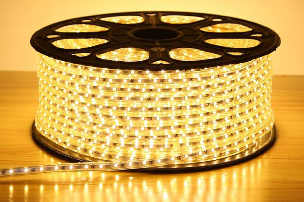 Top 3 mẫu đèn trang trí Tết đẹp, giá rẻ