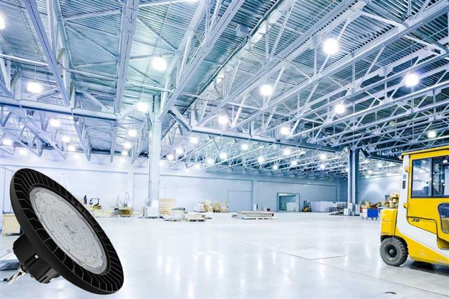 Đèn highbay là gì? Ưu điểm và ứng dụng đèn led highbay
