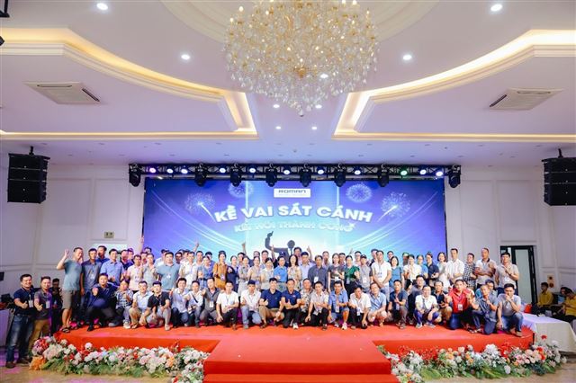 HỘI NGHỊ ĐỐI TÁC ROMAN - KỀ VAI SÁT CÁNH, KẾT NỐI THÀNH CÔNG